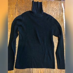 GAP ribbed turtleneck sweater - black sz L. EUC